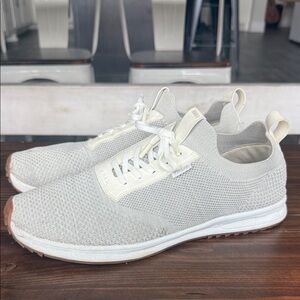 True Linkswear Knit II Men's White Athletic Shoes Size 12 Gray White Sneakers